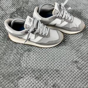 New Balance Unisex 237 Retro Low Top Lace-up Suede Sneaker Shoe 9.5 Gray Running